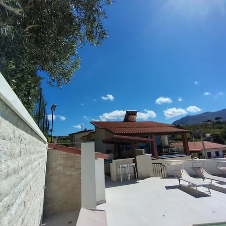 Beautiful View, Heated Pool * Alcamo